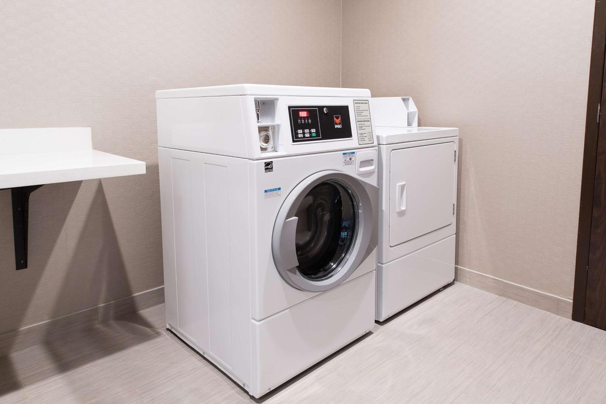 Hampton Inn And Suites Fayetteville, Nc Ngoại thất bức ảnh